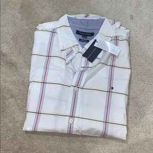 NWTO Tommy Hilfiger Dress Shirt (long sleeve)